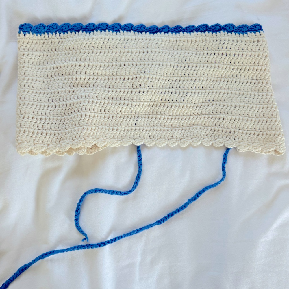 Edikted Women’s White & Blue Crochet Top- Size XS/S